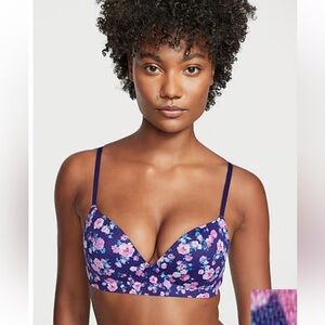 Victoria’s Secret floral incredible by victoria’s secret push up bra size 32B